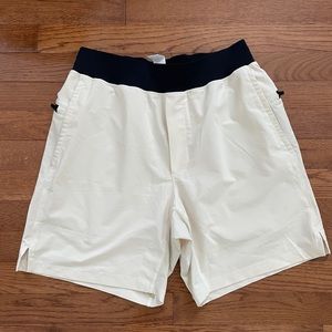 Fabletics “The Franchise” Shorts - 7” Linerless - Size S - Like New